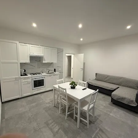 Falanto House Apartamento Taranto
