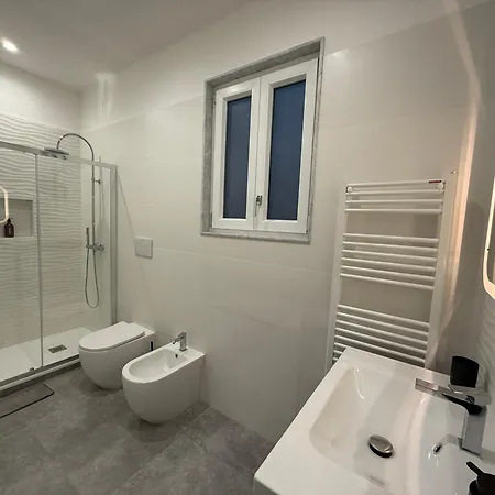 דירה Falanto House